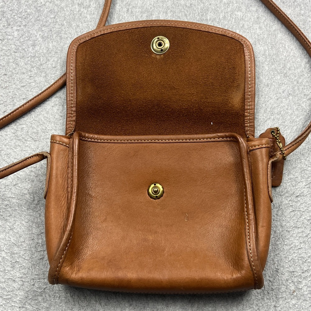 VTG Coach Chrystie Crossbody Bag Brass British Tan Leather USA Made Purse 7150* - Picture 5 of 16